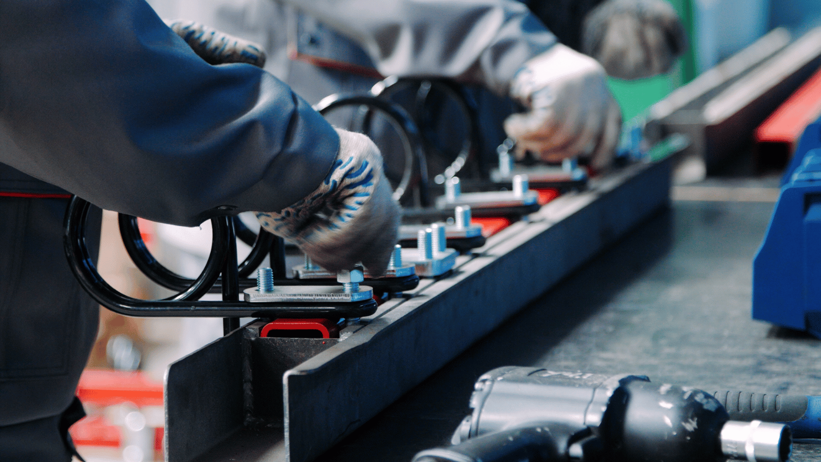 Movimenti ripetuti: proteggi la salute dei tuoi lavoratori
